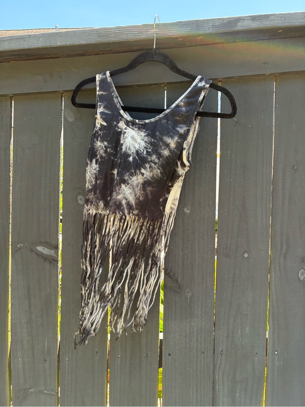 Wet Seal Black & Cream Tie-Dye Fringe Tank